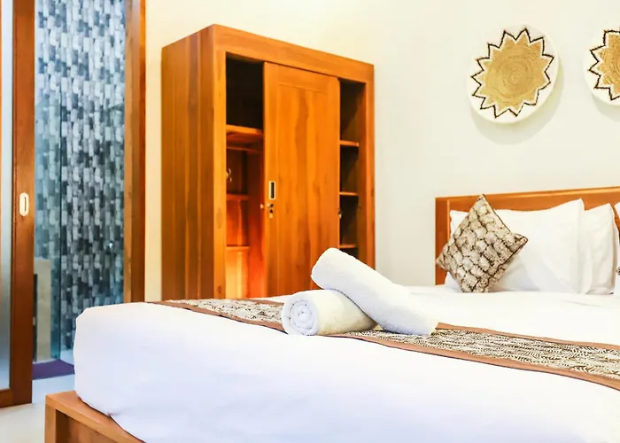 Villa Dua Art 1: Creative Space Near Titibatu Club *