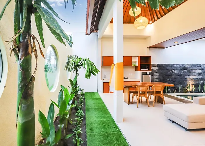 Dua Art 1: Creative Space Near Titibatu Club Villa