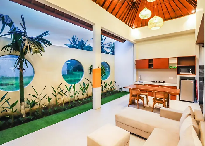 Dua Art 1: Creative Space Near Titibatu Club Villa