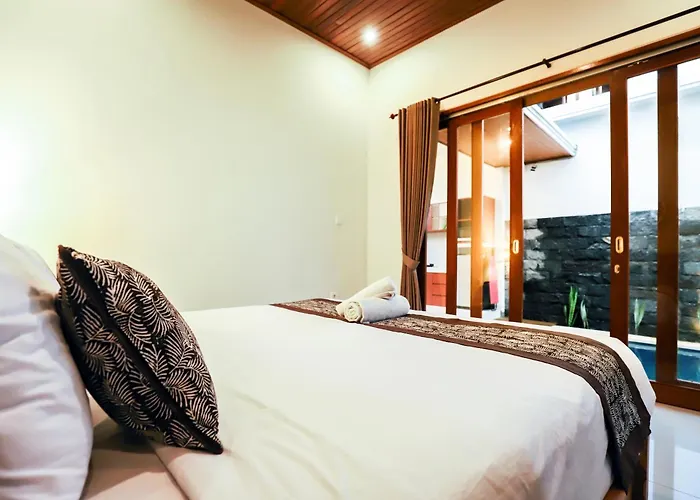 Villa Dua Art 1: Creative Space Near Titibatu Club Ubud